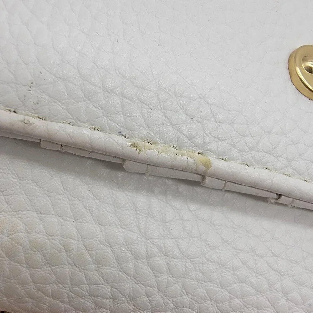 Buxton Wallet White Marbled Faux Leather Trifold Wallet‎